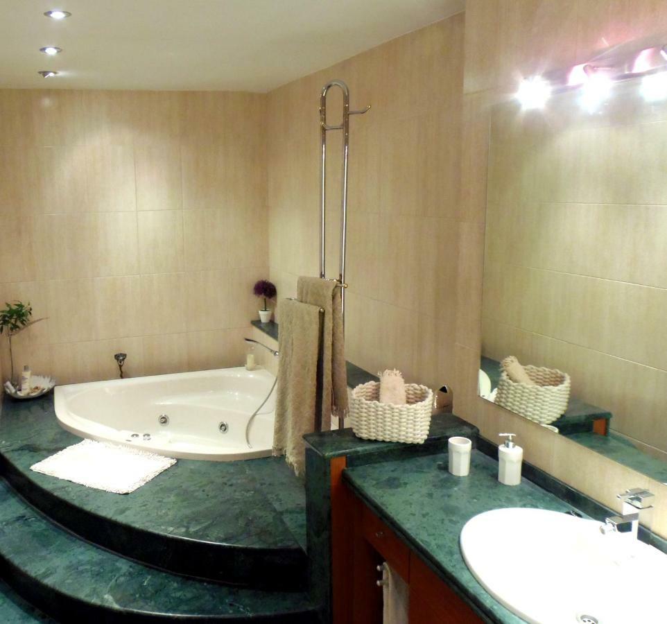 Apartamento Atico-Spa Santa Bárbara Exteriör bild